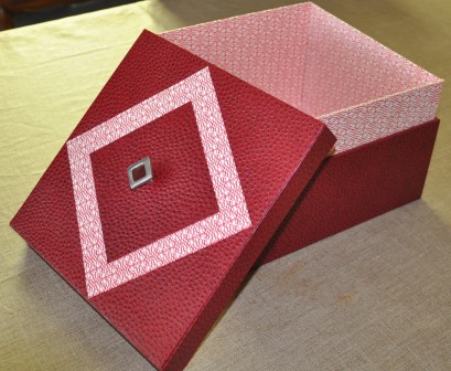 Boîtes avec couvercle 